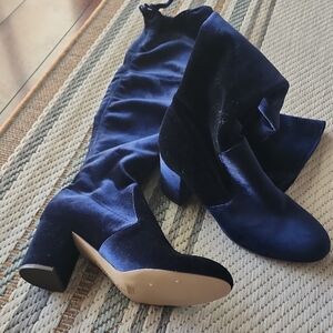 Elegant Velvet Knee-High Boots - Navy Blue